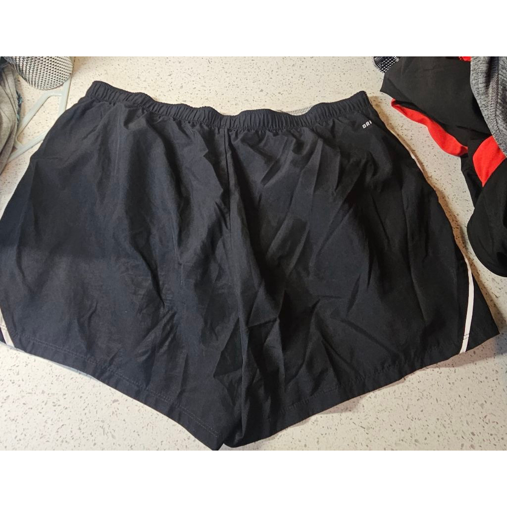 3 Piece Bundle Nike Windbreaker, Nike Dri Fit Shorts and Reebok Skort Bundle XL - Picture 6 of 11